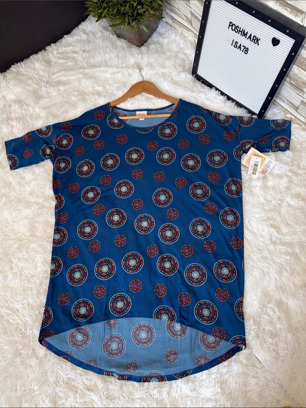 LULAROE Irma Small Blue Printed Short Sleeve Tunic Top